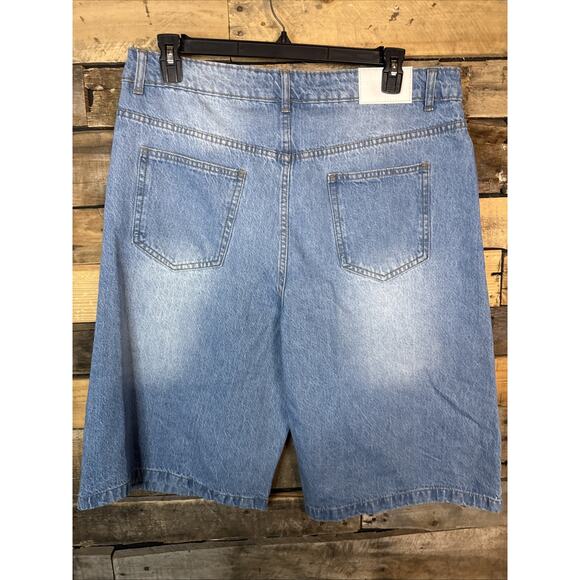 Boohooman Tall Relaxed Fit Jorts, Light Wash, Size 38 - Picture 5 of 5